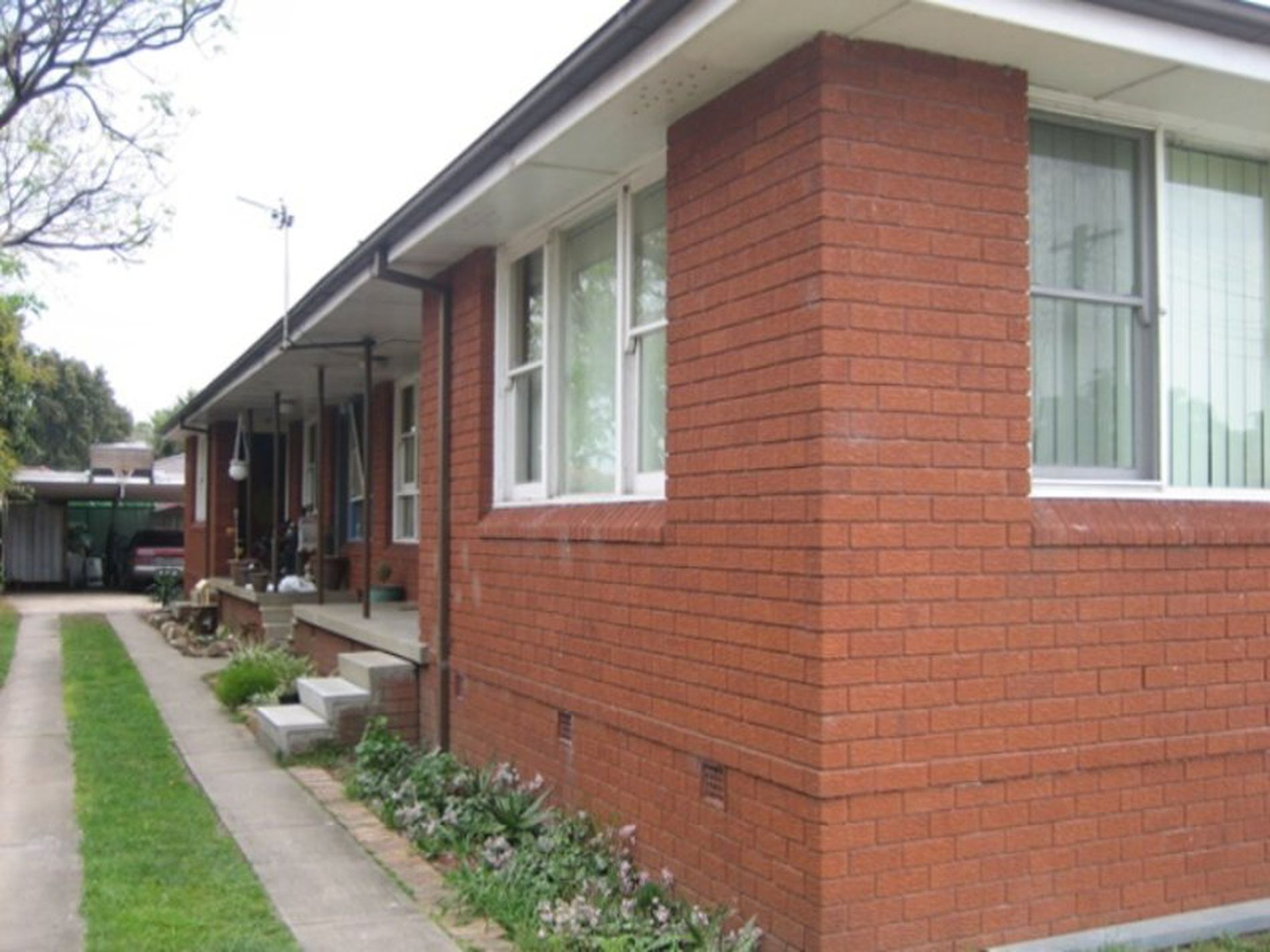 2 / 8 Grafton Street, Figtree