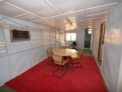 84 Cassowary Street, Longreach