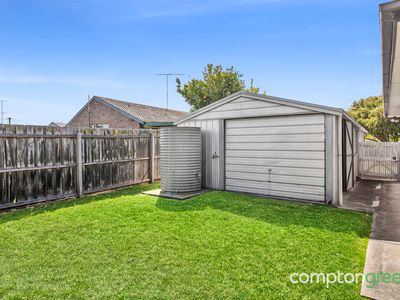 39 Melva Crescent, Whittington