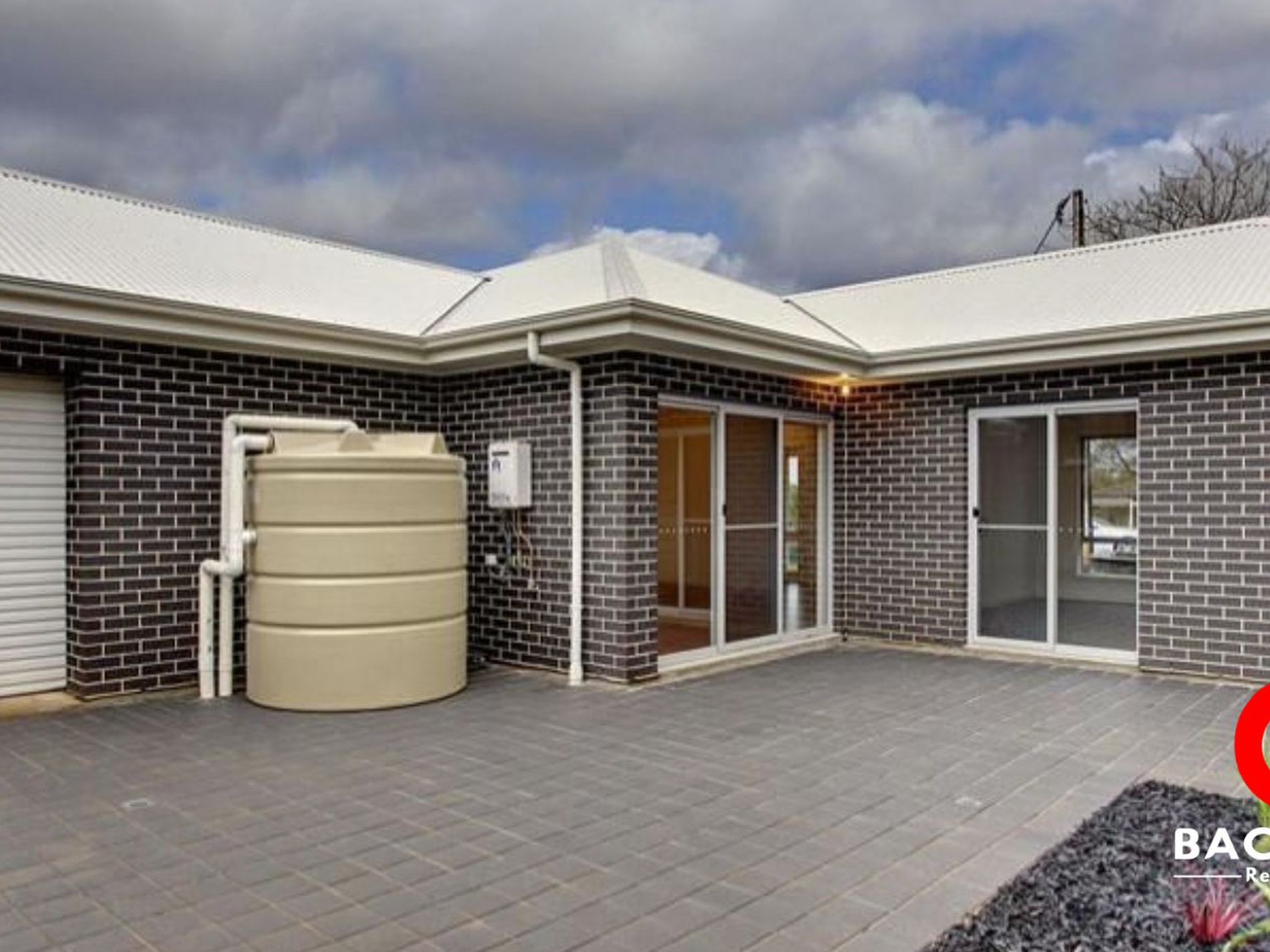 16 Trafford Road, Hope Valley