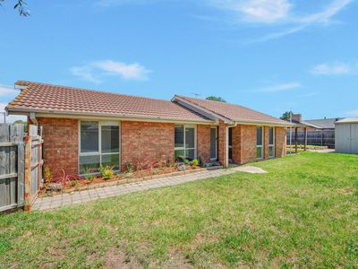 2 Clitheroe Drive, Wyndham Vale