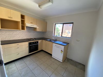 6/30 Park Avenue, Westmead