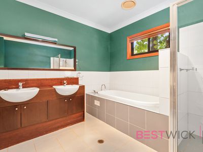 Main House / 1604 Mutton Falls Road, O'connell