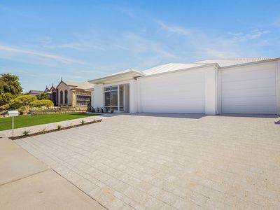 10 St Anthony Avenue, Quinns Rocks