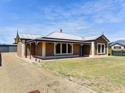 1 Varcoe Street, Beachport