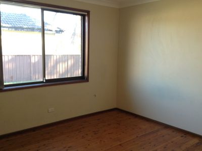 1 / 1 Gipps Crescent, Barrack Heights