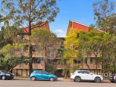 1 / 42 Gloucester Road, Hurstville