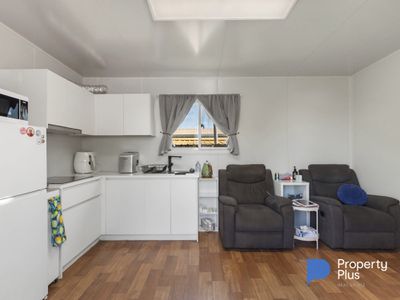 52A  Olympic Parade , Kangaroo Flat