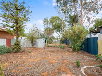 27 Broadarrow Road, Kalgoorlie