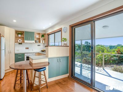 14 Narooma Drive, Ocean Shores