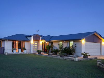 8 Keely View, Placid Hills