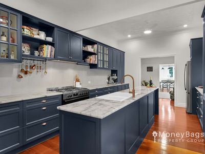 5 Advance Street, Newtown