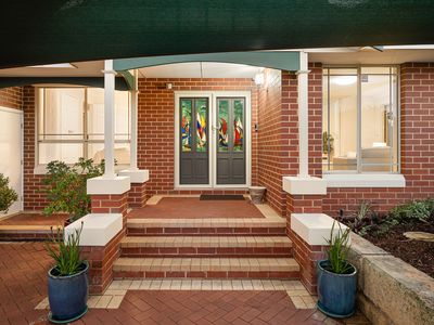 39 Yanrey Street, Golden Bay