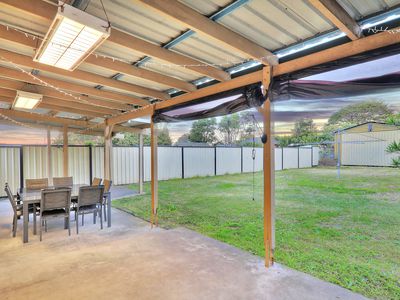 53 Southgate Drive, Woodridge