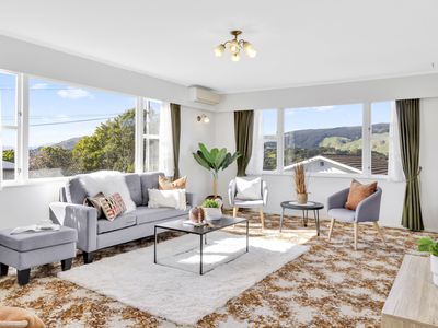 33A Saint Edmund Crescent, Tawa