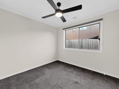 78 Lincoln Avenue, Officer