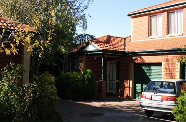 6 / 24 Barrymore Road, Greenvale