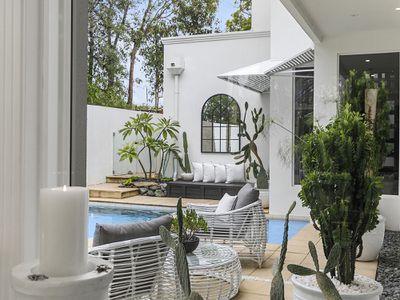 22 Lakeside Drive, Peregian Springs