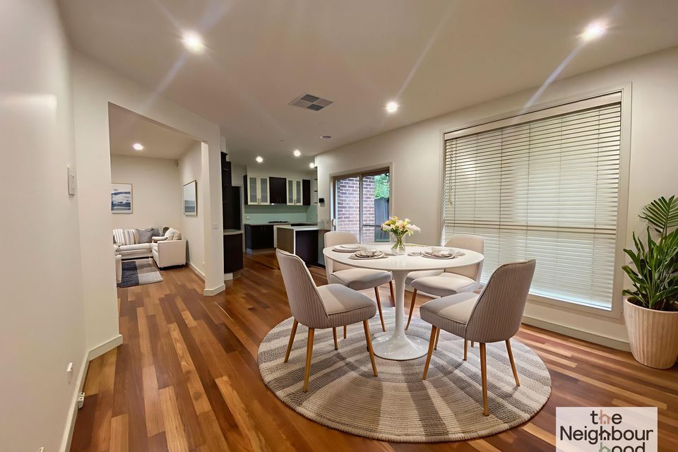 2 / 29 Simpson Drive, Mount Waverley