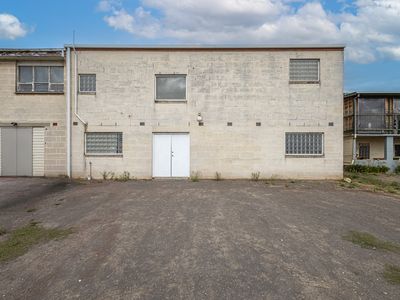 In2 Trophies, Monogramming & Work Wear