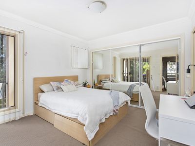 4 / 36-38 Loftus Street, Wollongong