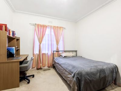 16 Arunta Crescent, Clarinda