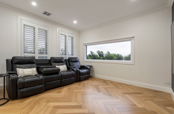 31 Luster Circuit, Greenvale