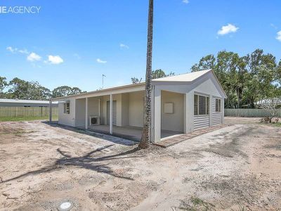 10 Senorita Parade, Urangan