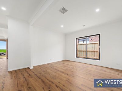 46 Hammersmith Road,, Wyndham Vale