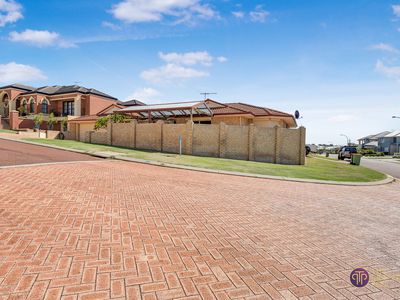 2 Cedron Rise, Coogee