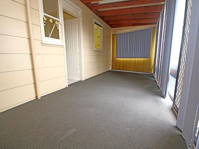 17 Pitcairn Avenue, Lethbridge Park