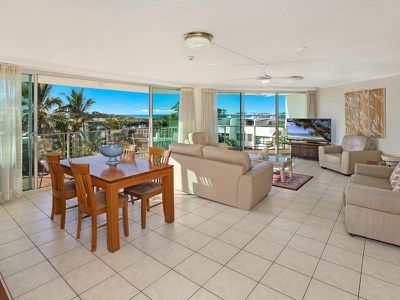 21 / 19 Memorial Avenue, Maroochydore