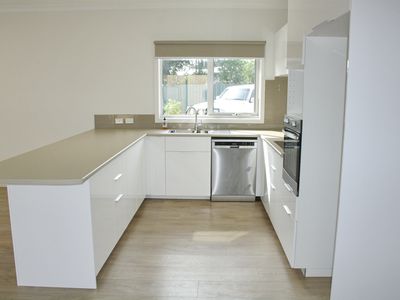 7 / 18 Kidston Parade, Mansfield