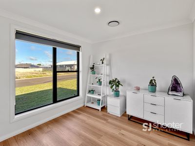 16 YARRA PLACE, Dubbo