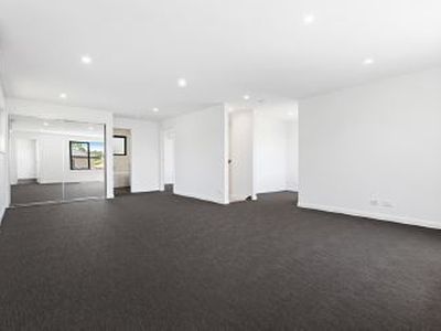 2 / 34 Peter Street, Box Hill North