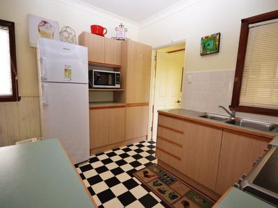 12 Arthur Street , Mount Beauty