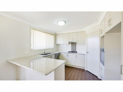 18 Thornett Place, Dubbo