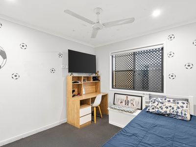 30 Palmetto Crescent, Rural View