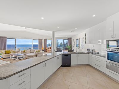 63 / 140-144 Alexandra Parade, Alexandra Headland