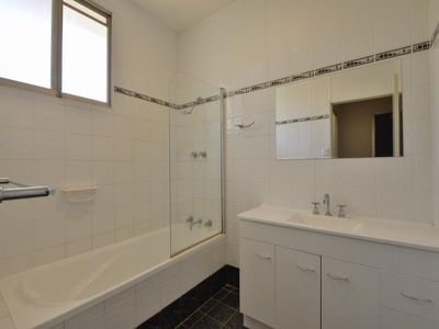 87 Killarney Street, Lamington