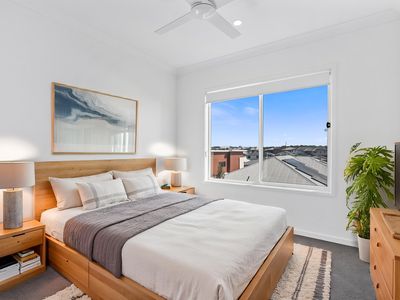 12 Livistona St, Redland Bay