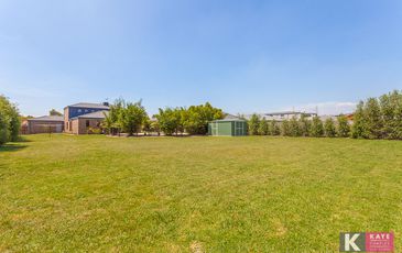 25 Rose Garden Court, Narre Warren North