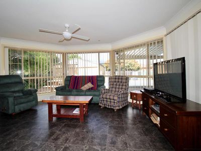 15 Locke Street, Raglan