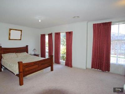 37 Arrino Crescent, Hallam