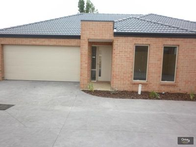 4 / 22 Immy Parade, Narre Warren