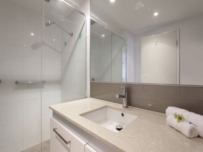 1203 / 30 The Circus, Burswood