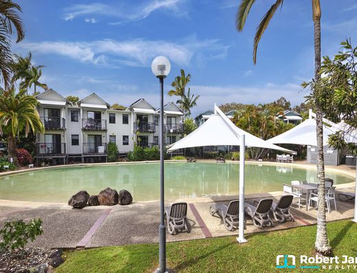 Poolside Dual-Key Opportunity with Renovation Potential image 18