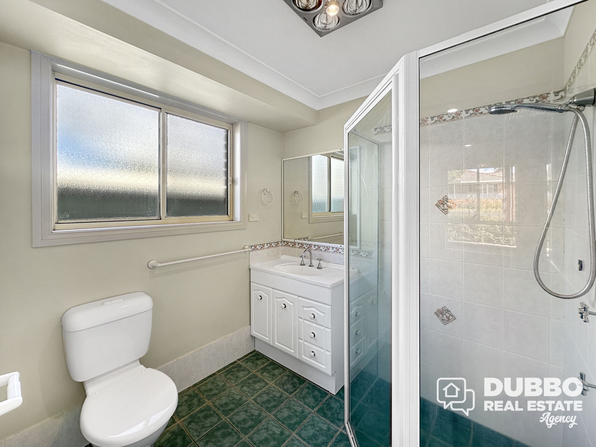 77 Dalton Street, Dubbo