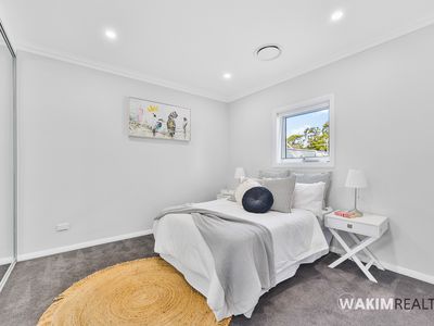 3 / 11 Junction Rd, Moorebank