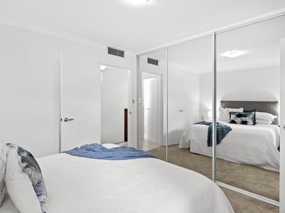 4 / 142 Palmerston Street, Perth